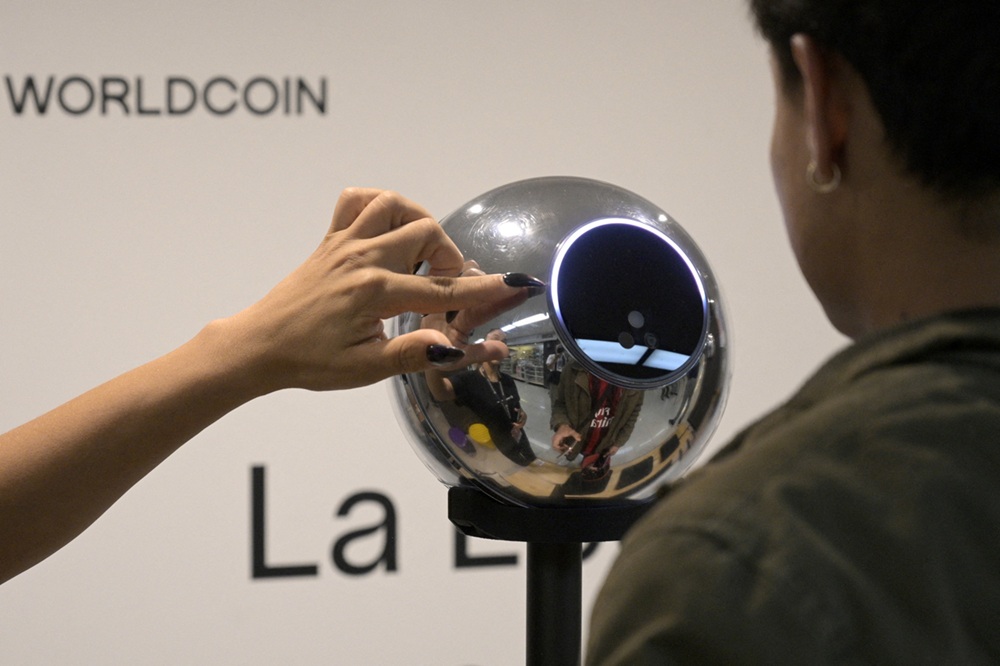 WorldID and Worldcoin Suspended: What Can We Learn About Data Protection?